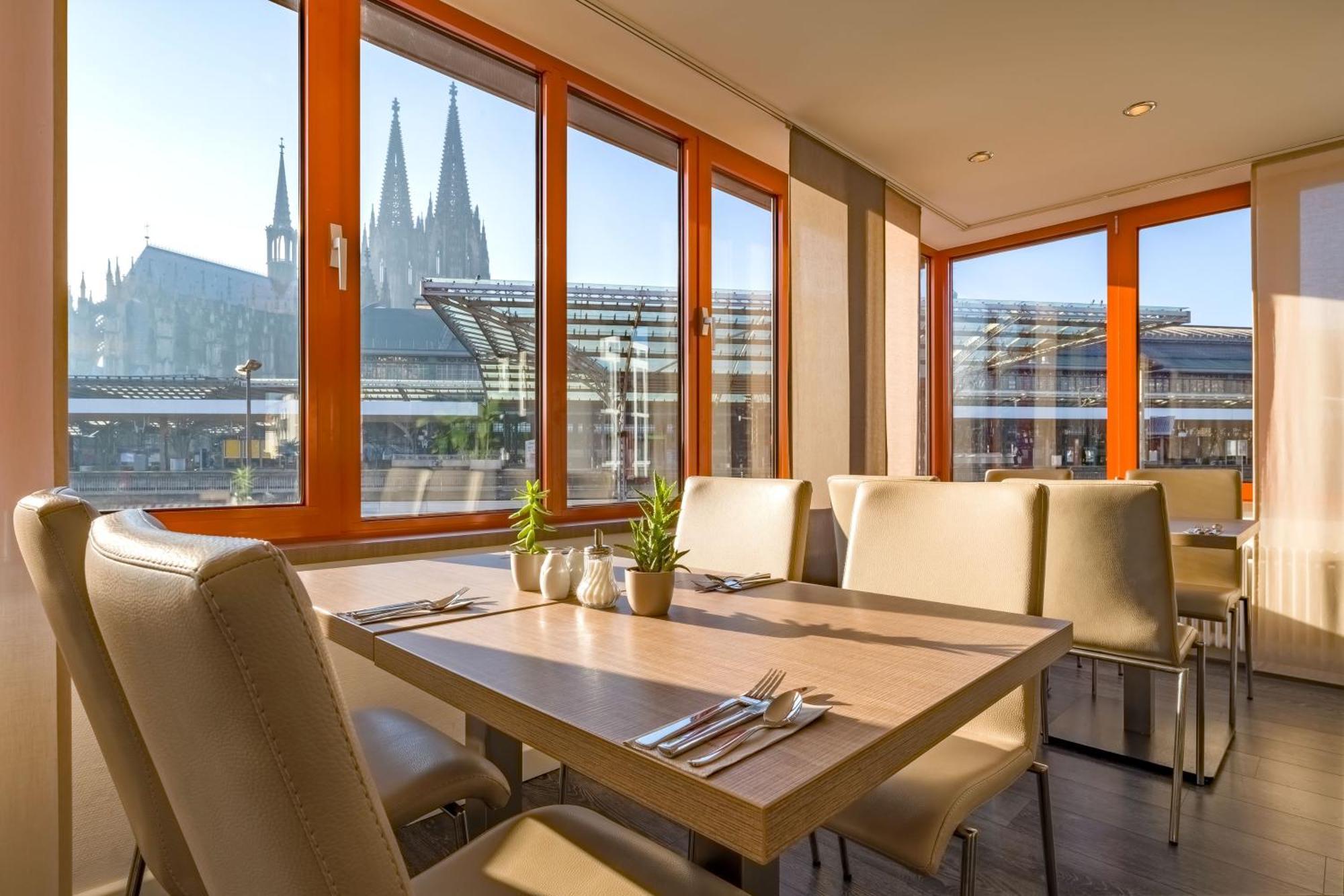 Kommerzhotel Koeln Экстерьер фото