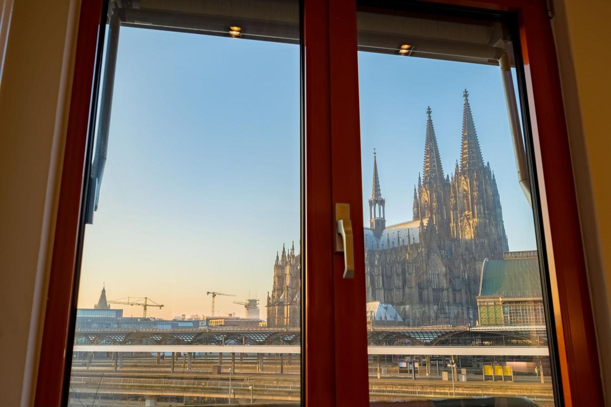 Kommerzhotel Koeln Экстерьер фото